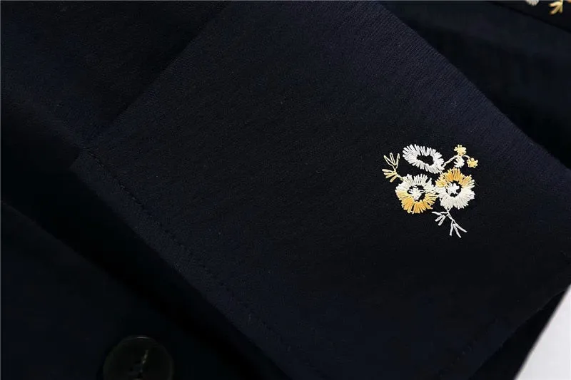 EMBROIDERED BLAZER