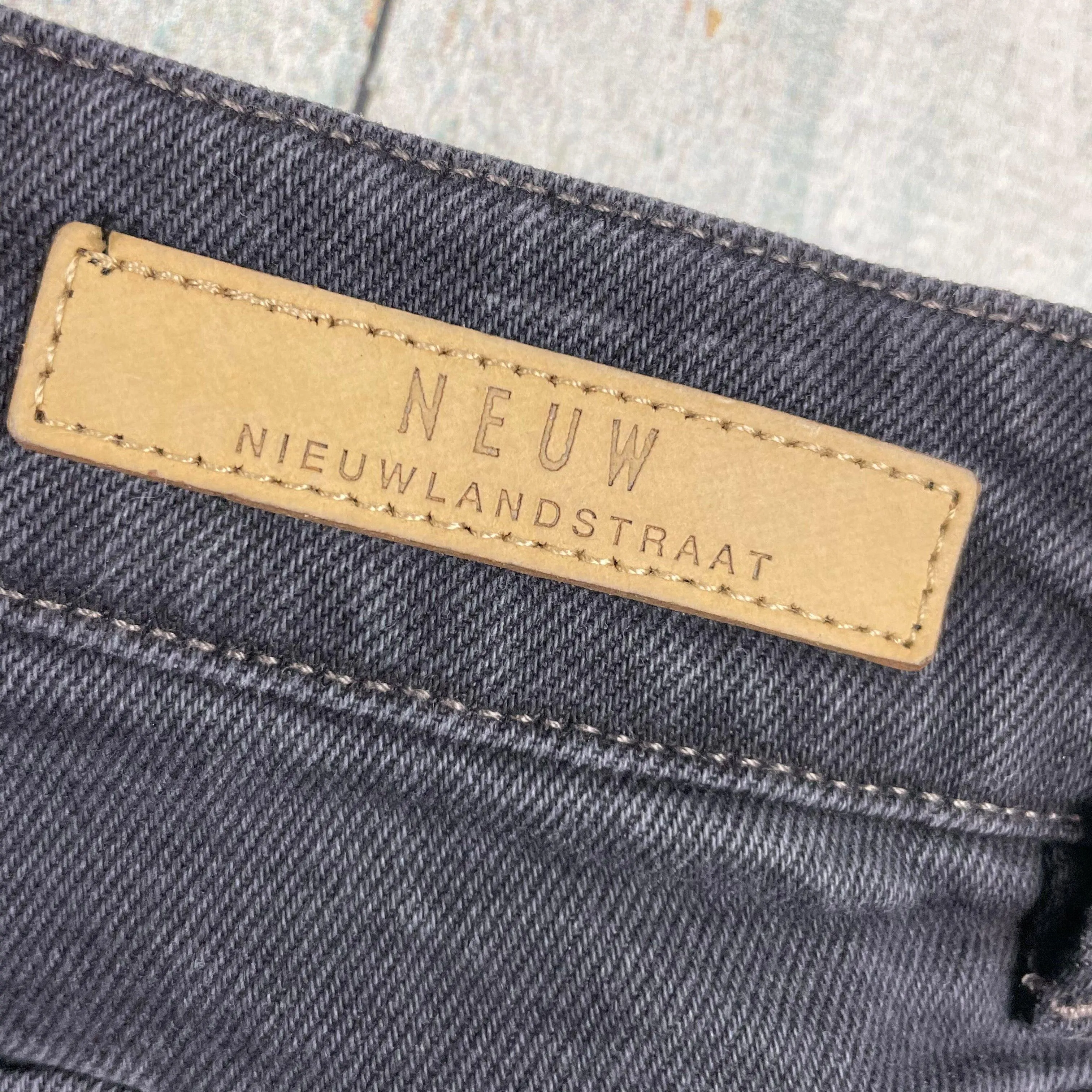 NEW- NEUW 'Marilyn' High Skinny Concrete Wash Jeans - Size 25