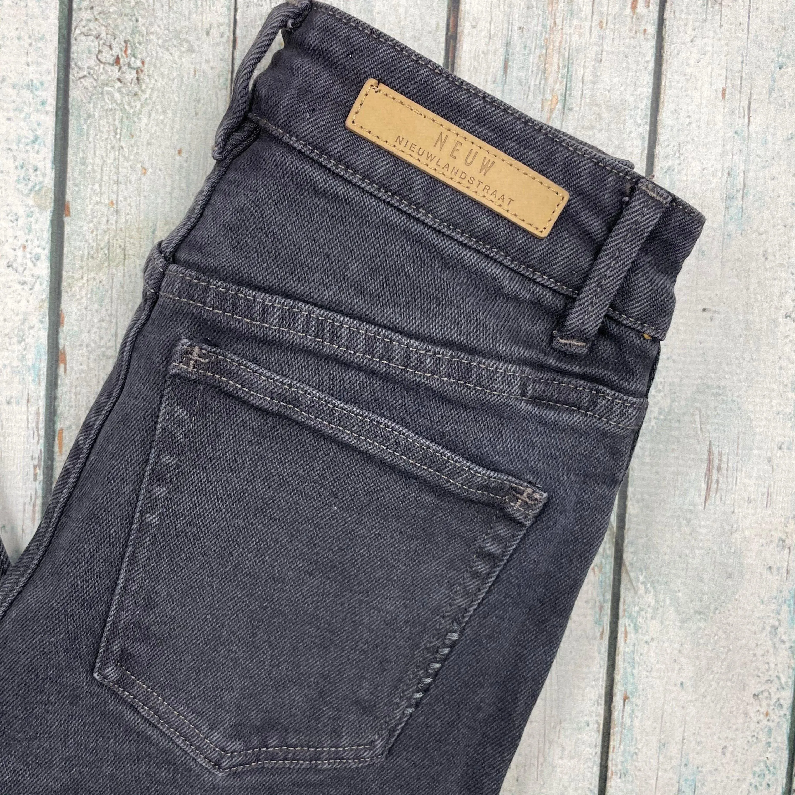NEW- NEUW 'Marilyn' High Skinny Concrete Wash Jeans - Size 25