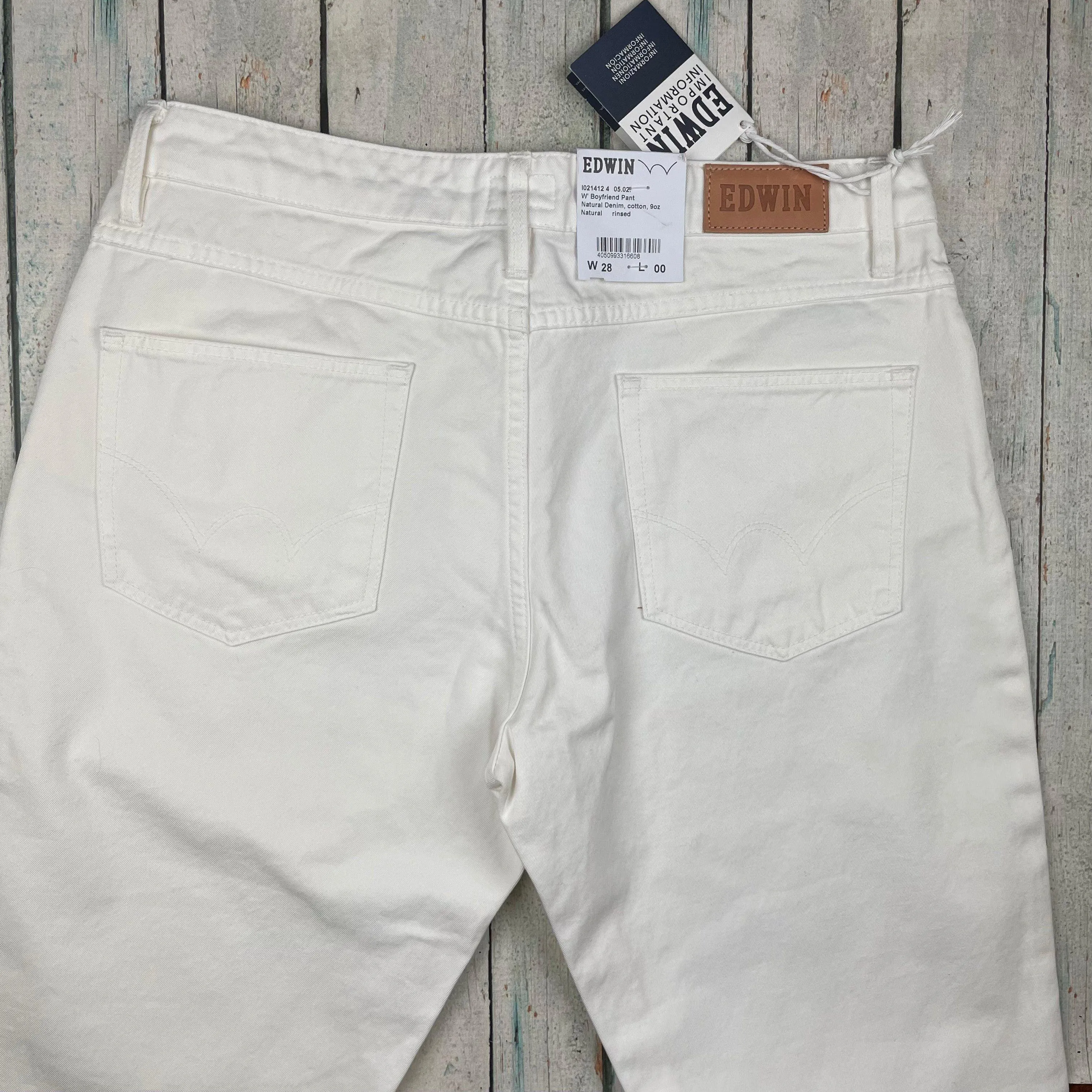 NWT- Edwin  'Boyfriend Pant' Mid Rise White Jeans -Size 28