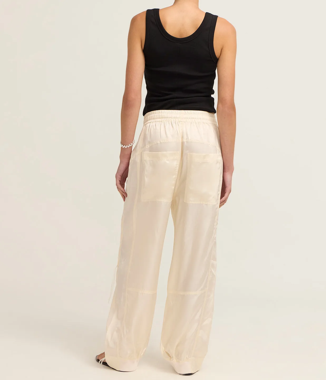Simone Pant in Chalk